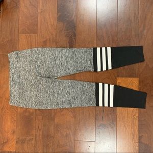 Bombshell sportswear sock legging - black large